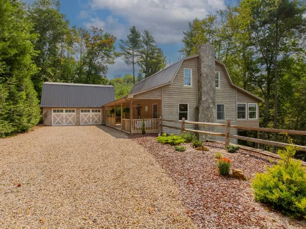 396 Kinzer Rd, Hillsville, VA 24343