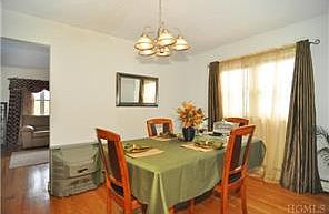 4th image of 5 Bryn Mawr Pl