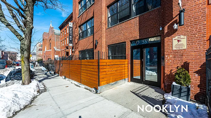Rented by Nooklyn NYC LLC | media 34