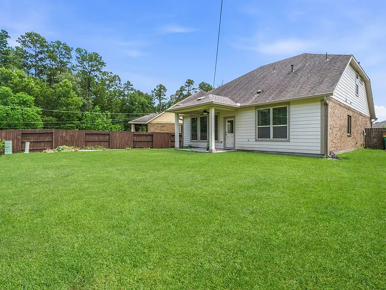 4551 Overlook Bend Dr — Photo 19