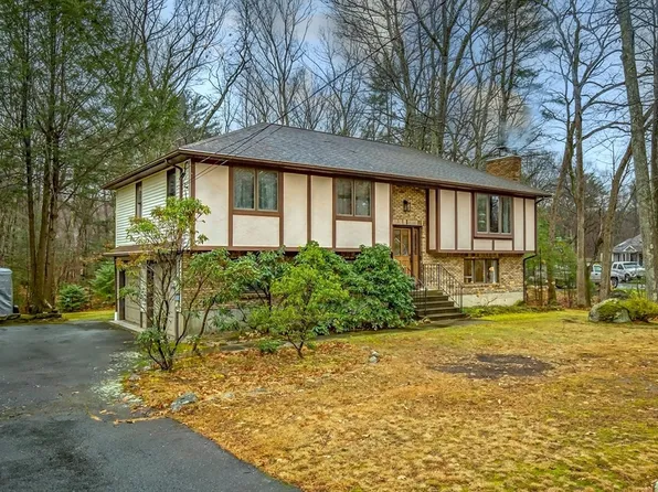 189 Allen Rd, Belchertown, MA 01007