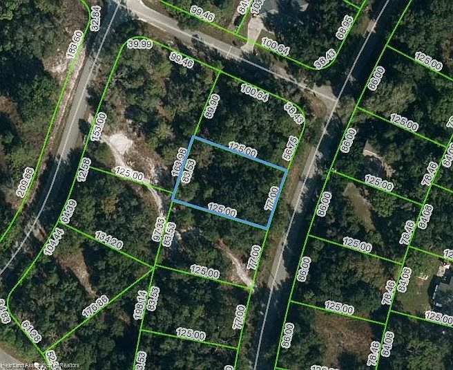 1st image of 912 Larkspur St