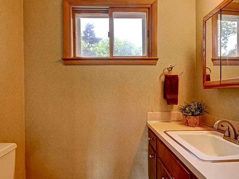 27012 Osborn Rd — Photo 11