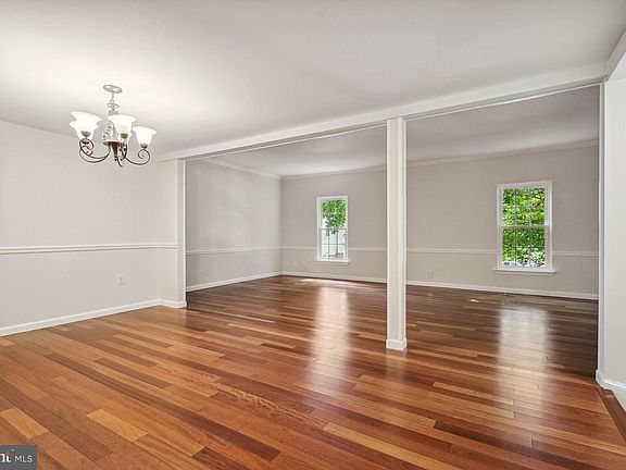 2nd image of 3118 Valentino Ct