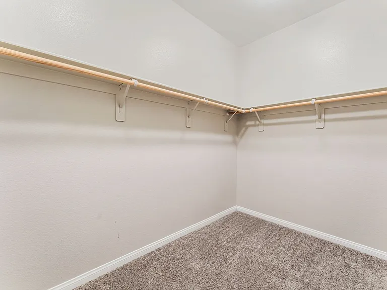 10396 Mount Charleston Ave — Photo 16
