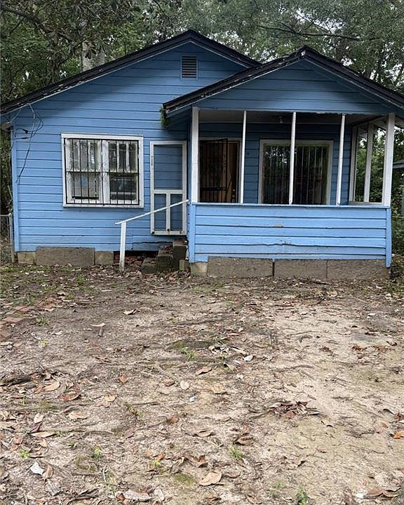 1st image of 2006 Edwards Ave