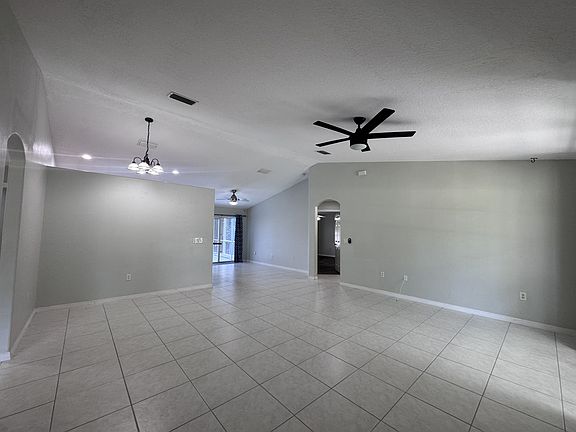 5th image of 4128 Corydon Ave