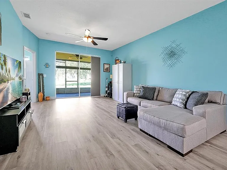 168 Club Villas Ln — Photo 7