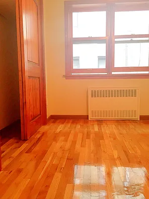 Rented by Rapid Realty Cobble Hill | media 14