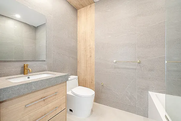 Rented by Watermark Capital Management LLC | media 11