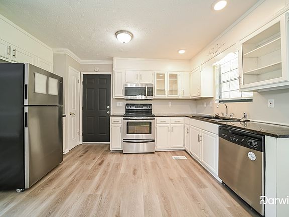 2nd image of 6601 Meadowlark Dr