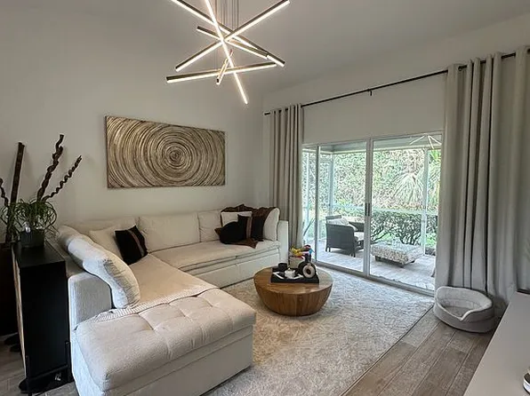 1534 Trafalgar Ln APT D, Naples, FL 34116