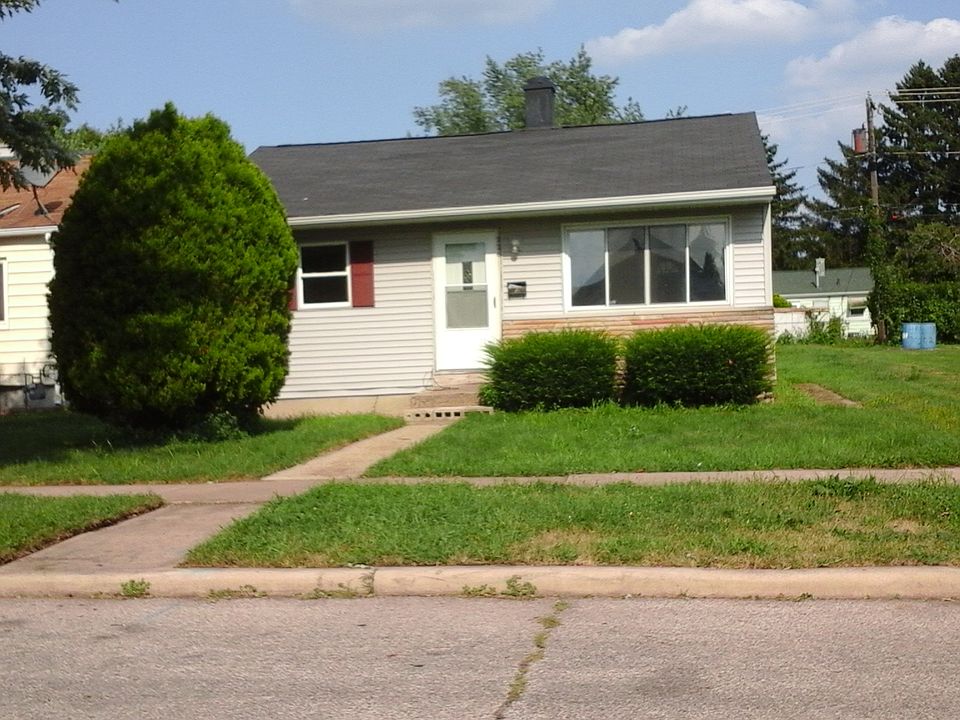 1st image of 226 S Chicago St