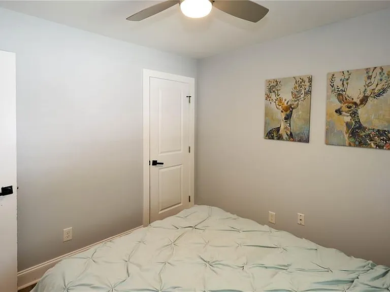 1809 Vesta Ave — Photo 14