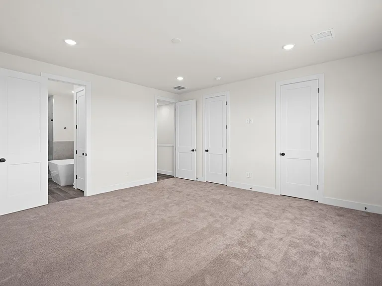 3905 Pinemont Dr #F — Photo 24