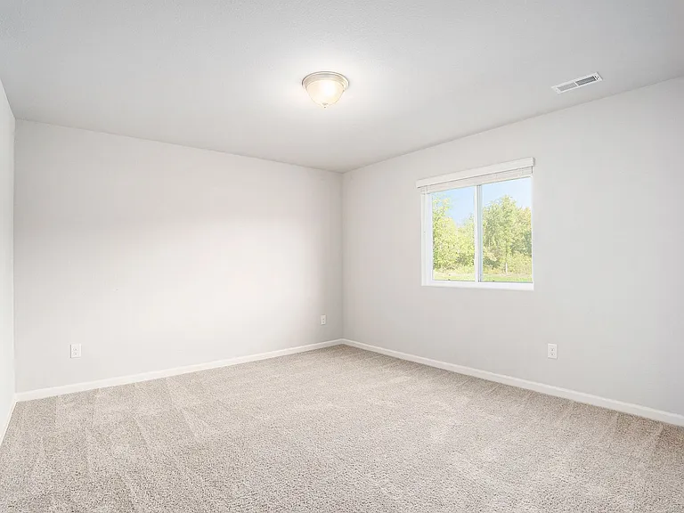 16507 Bedington Dr — Photo 18