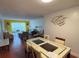 5961 N Falls Circle Dr APT 408, Lauderhill, FL 33319