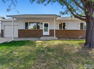 909 Foothills Ct, Windsor, CO 80550