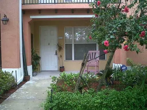 3569 Forest Hill Blvd APT 113, Palm Springs, FL 33406