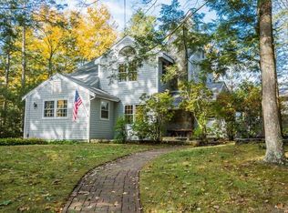 214 Hemlock Path, Sturbridge, MA 01518