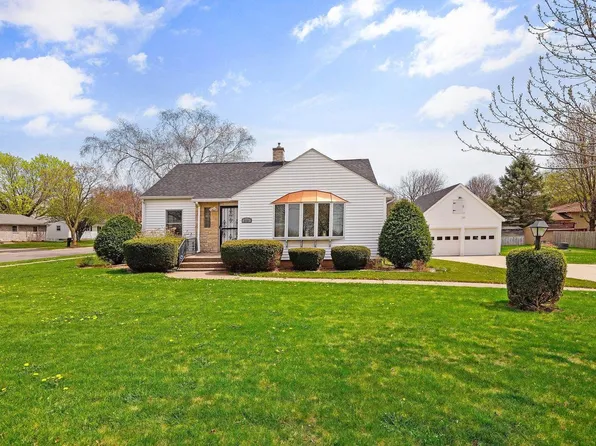 2721 Portage Road, Madison, WI 53704