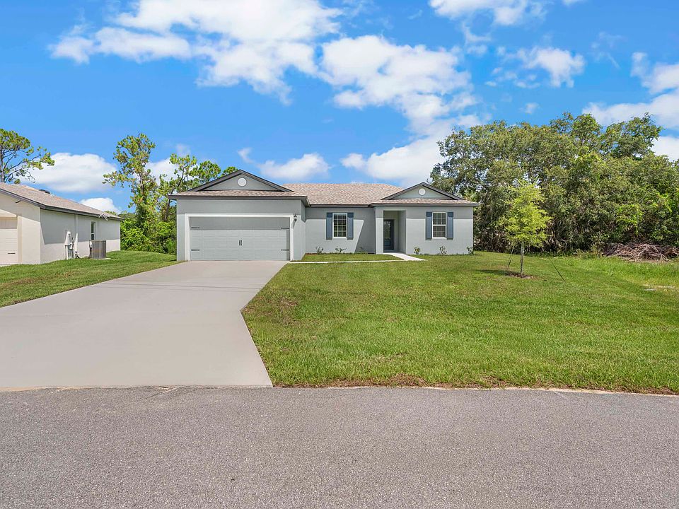 The Crane is a beautiful single story homes with three bedroom