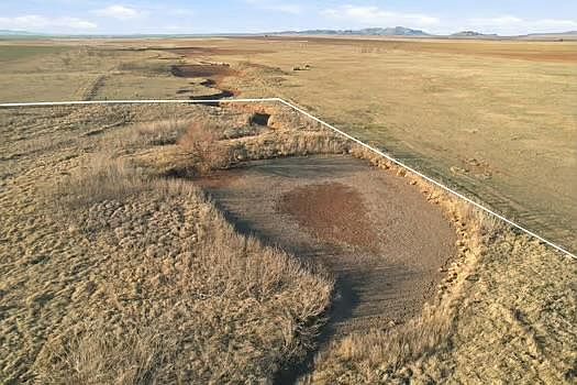 3rd image of 21840 E 1550th Rd