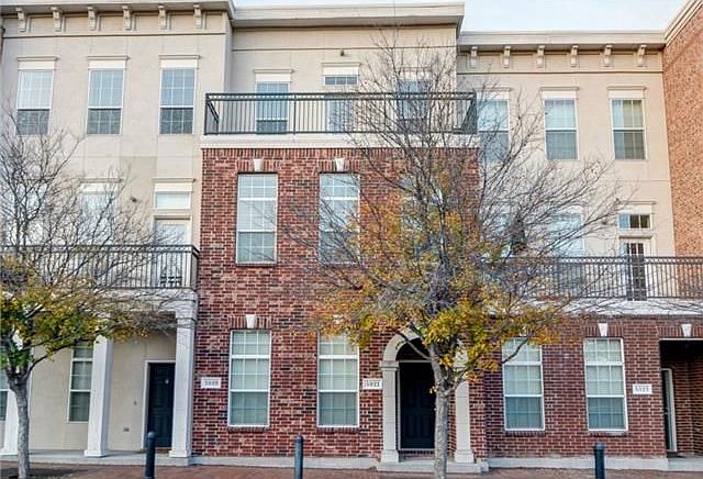 1st image of 5021 Parkview Pl #124