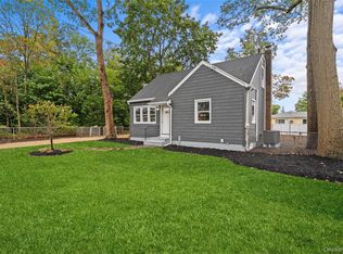 78 Phelps Ln, North Babylon, NY 11703