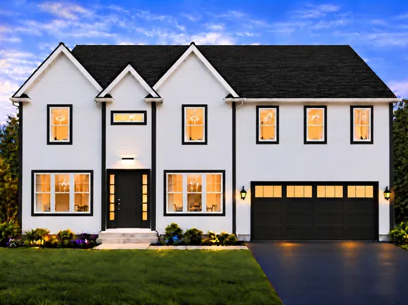 138 Surrey Dr, Carol Stream, IL 60188