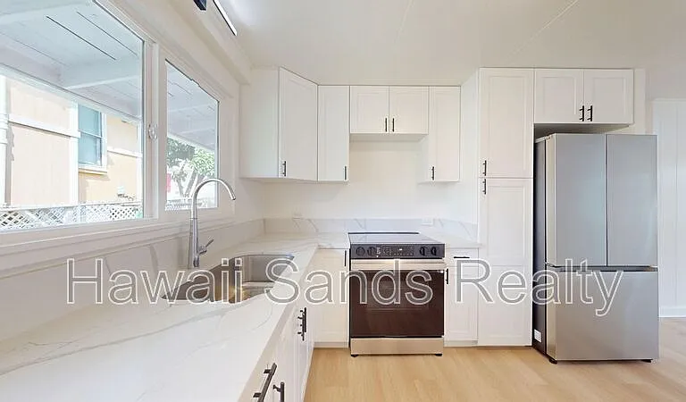 2128 Gertz Ln #C — Photo 3