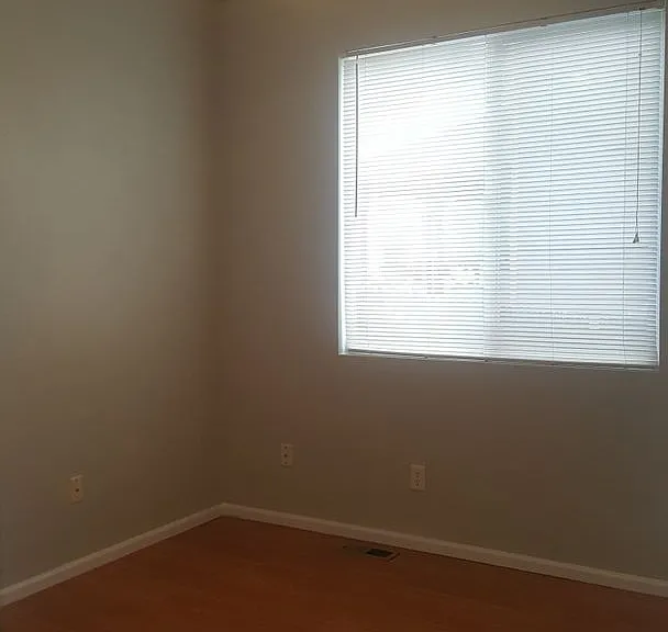 7783 Coffee Rd — Photo 3