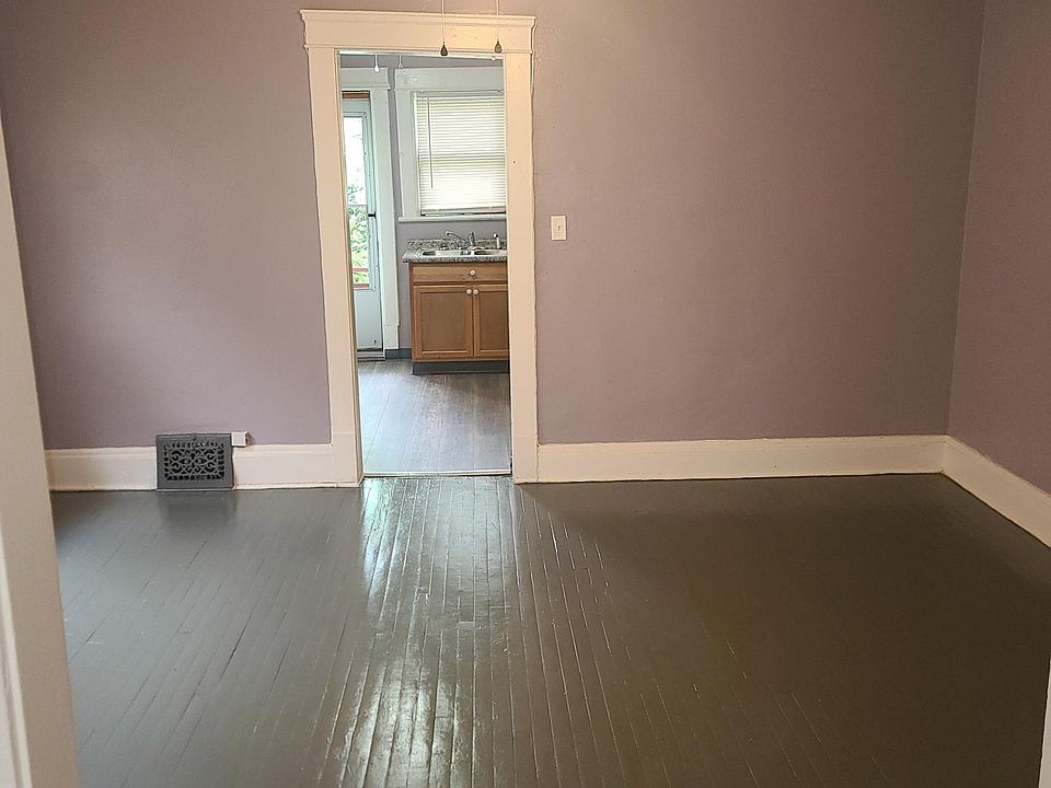 1st image of 1823 Marloes Ave #2