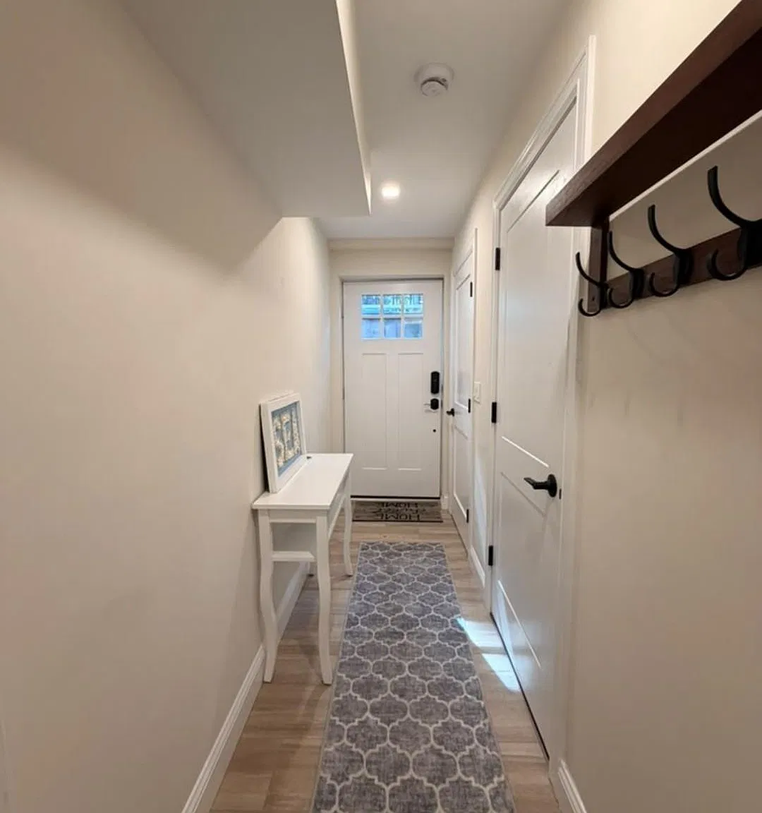 1 bed, 1.0 bath, 620 sqft, $2,375 — Photo 2