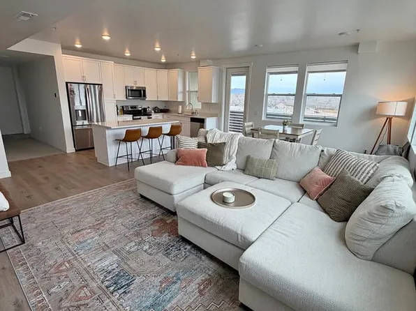 8392 Sky Mirror Ln Unit 301, Midvale, UT 84047