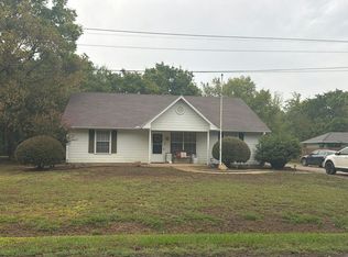 1135 Old Jefferson Rd, Paris, TX 75460