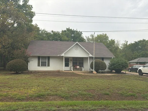 1135 Old Jefferson Rd, Paris, TX 75460