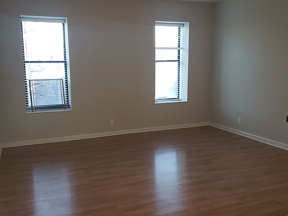 5th image of 2211 S 13th St #A