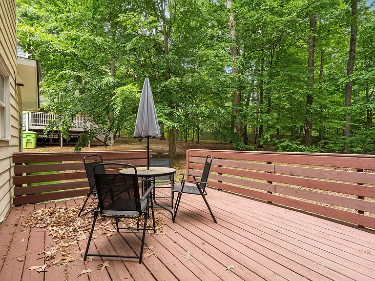6716 Glendower Rd #B — Photo 35