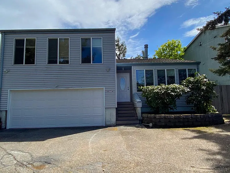 3027 Bridgeport Way W #A — Photo 4