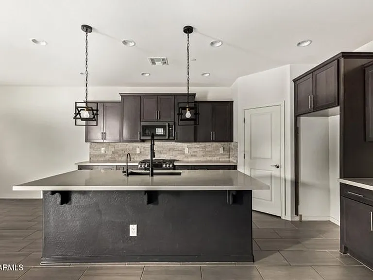 31894 N 124th Dr — Photo 14