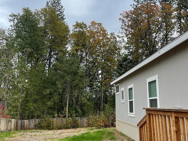 13676 Andover Dr — Photo 4