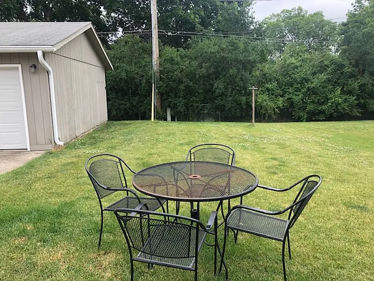 2718 Luther Dr — Photo 18