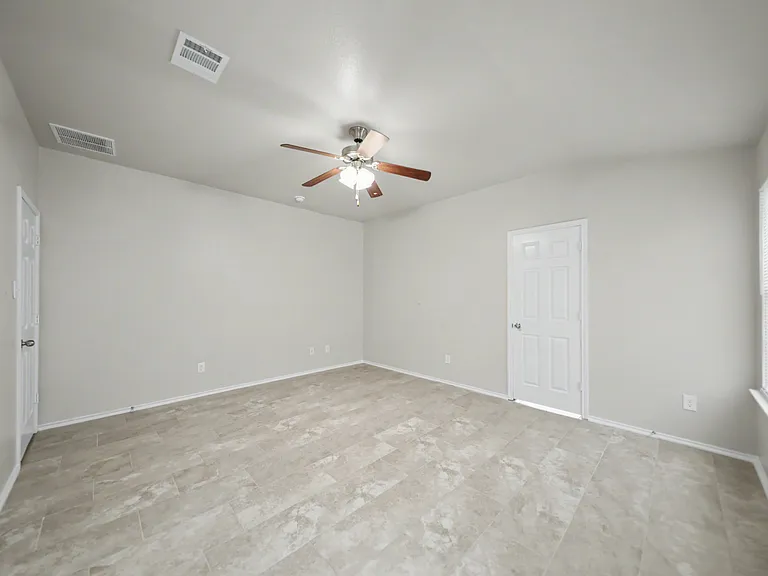 5405 Rimes Ct — Photo 14