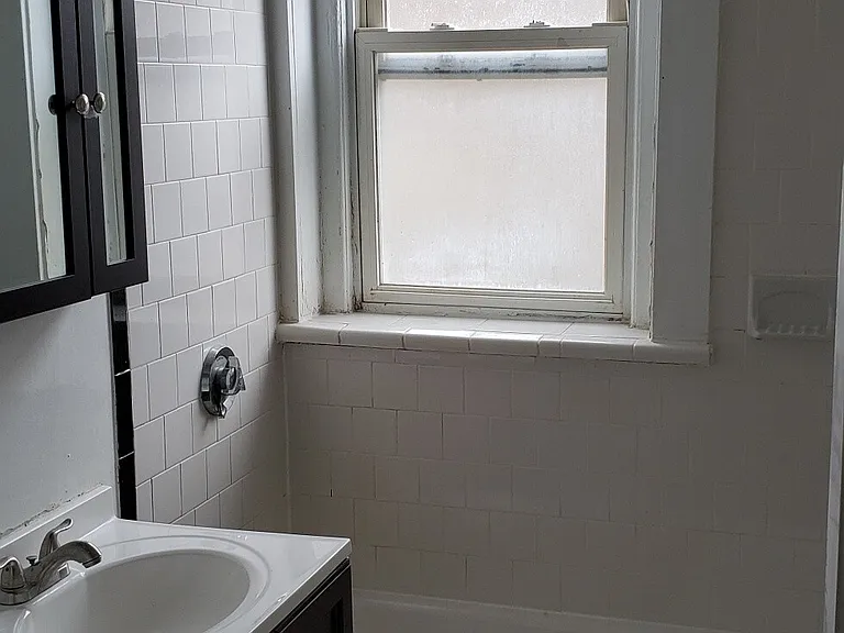 241 Freeman St #8 — Photo 7