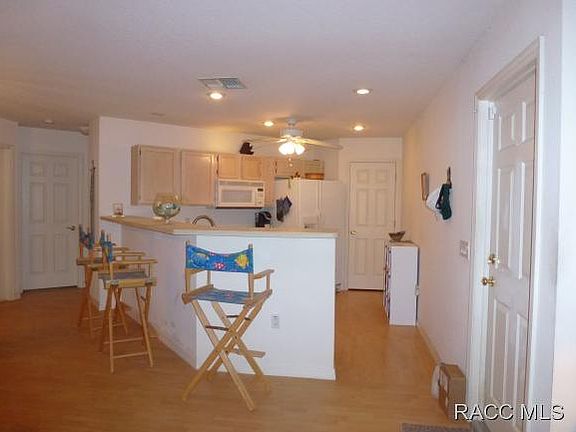 4th image of 8911 N Cereus Way