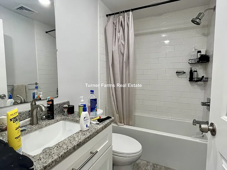 65 Burrell St #3A — Photo 22