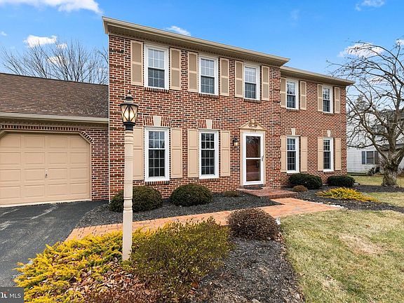 4th image of 308 N Homestead Dr