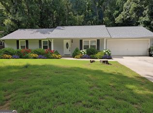 2073 SE Beechwood Dr, Conyers, GA 30013