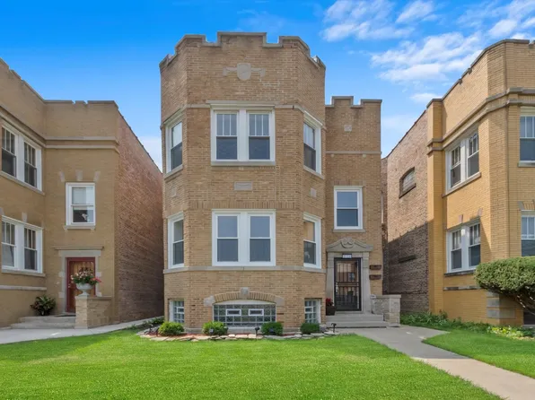 3138 N Marmora Ave, Chicago, IL 60634